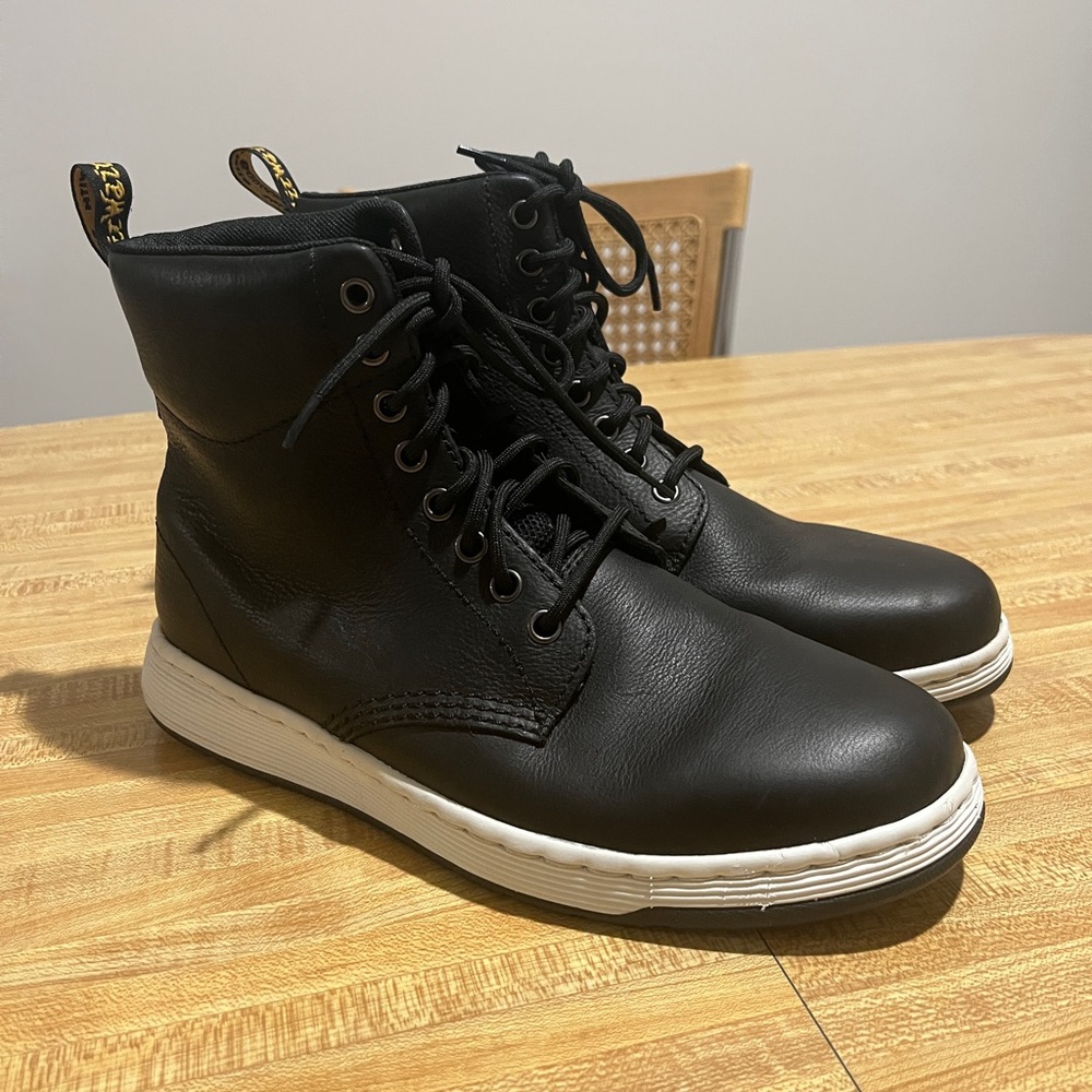 Dr. Martens Rigal Black Leather Lace-Up Boots with White Sole size UK 7